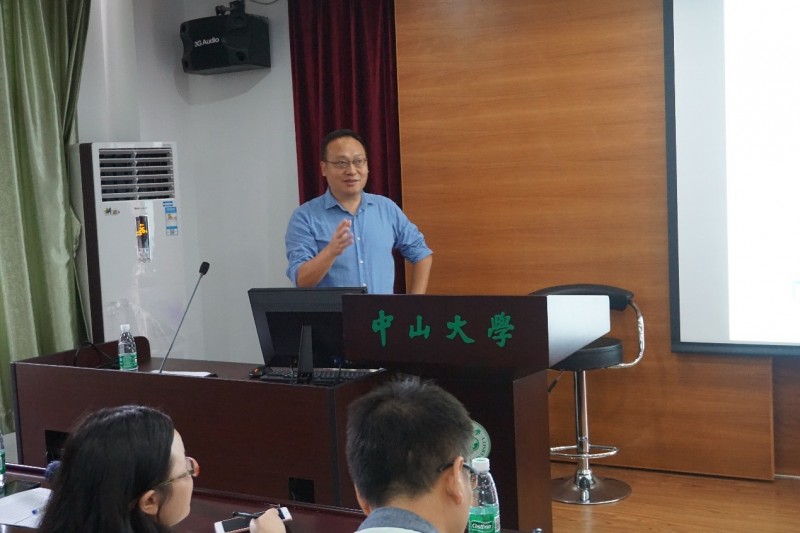 吴晓刚教授对HKPSSD调查项目进行介绍