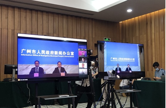 张光南教授出席广州新闻发布会
