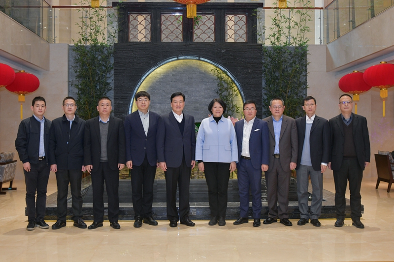 拜访澳门中联办